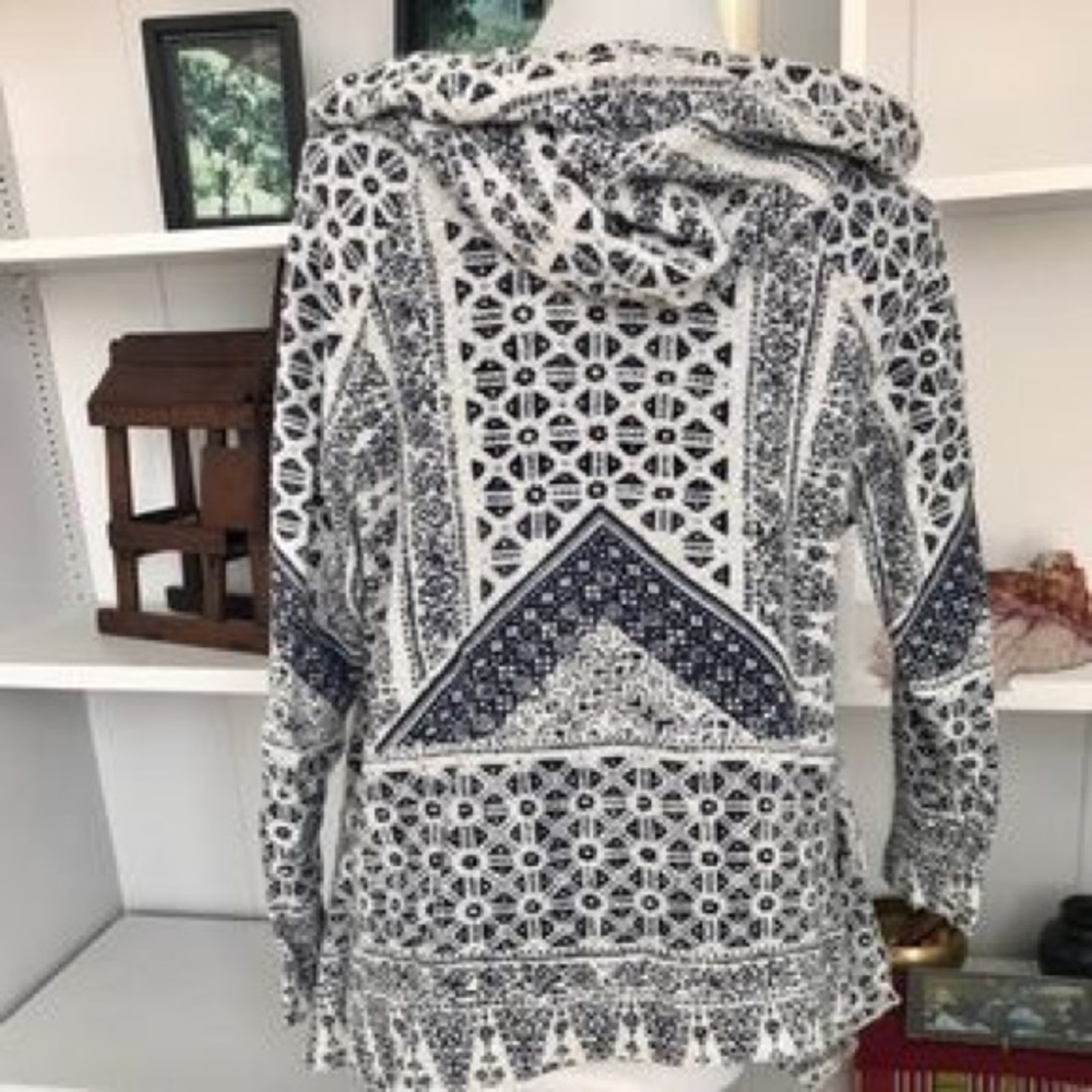 Asymmetrical Zip Up Hoodie ! - Picture 2 of 6